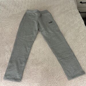 Men’s NWT Puma size small straight leg joggers